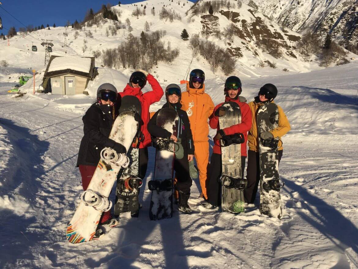 IMG_5040 Group lesson Onyxsnowboarding