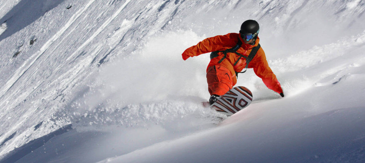 back-country-snowboarding
