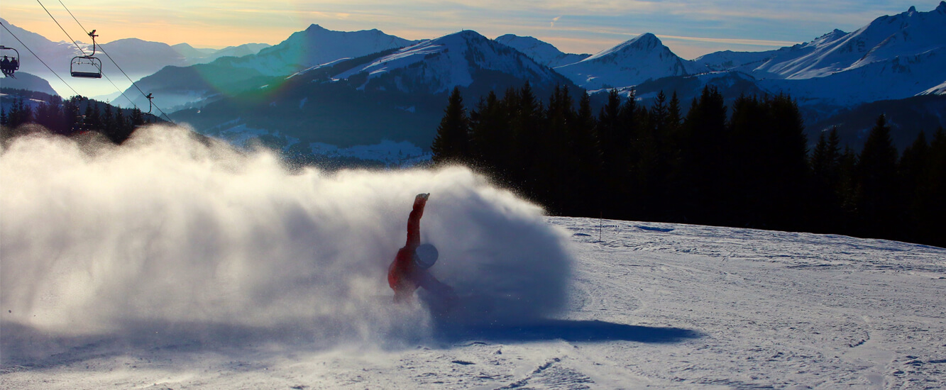 Private snowboard lesson - powder spray